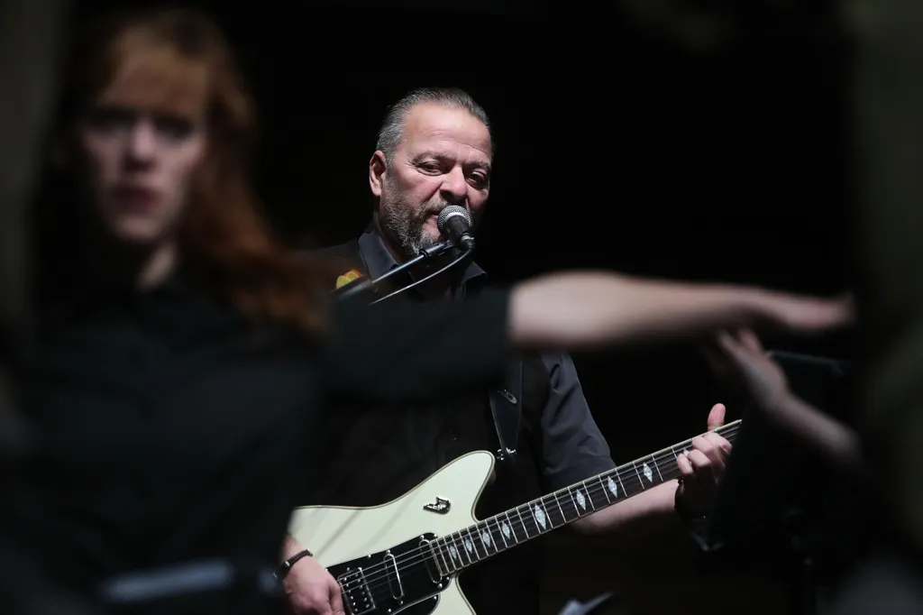 Háborúellenes Gyűlés
nyerges attila