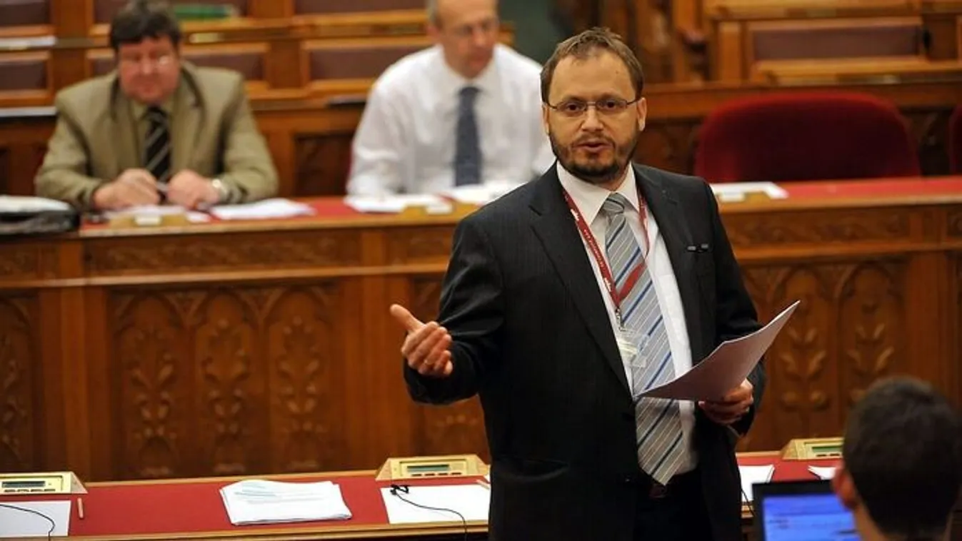 Beismerte a Bokros-csomag 2-0-t a tiszás Kármán András