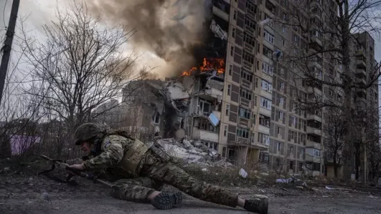 Újabb brutális orosz légicsapások Ukrajnában