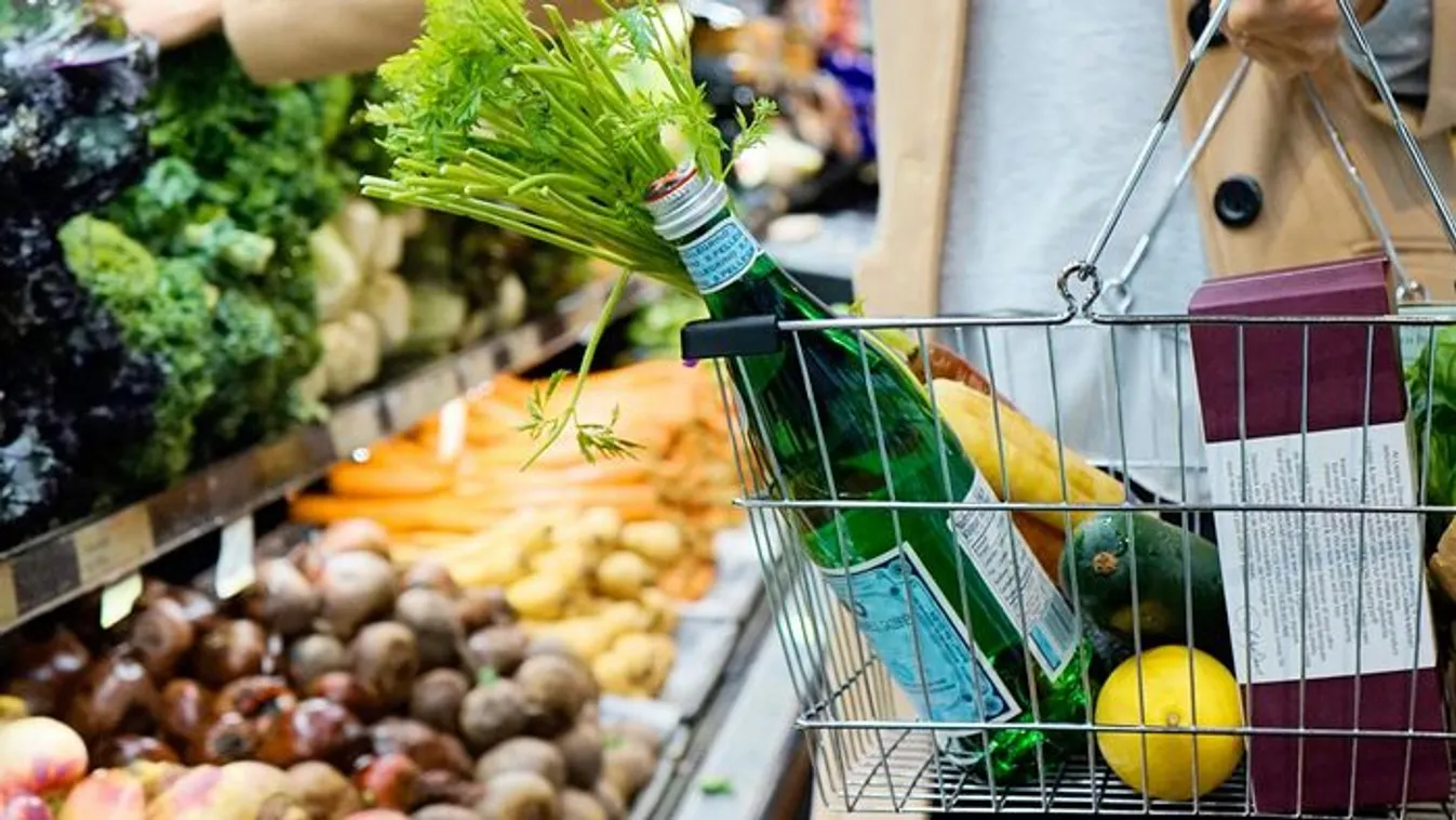 6 ember életét követelte a szupermarketben árult készétel