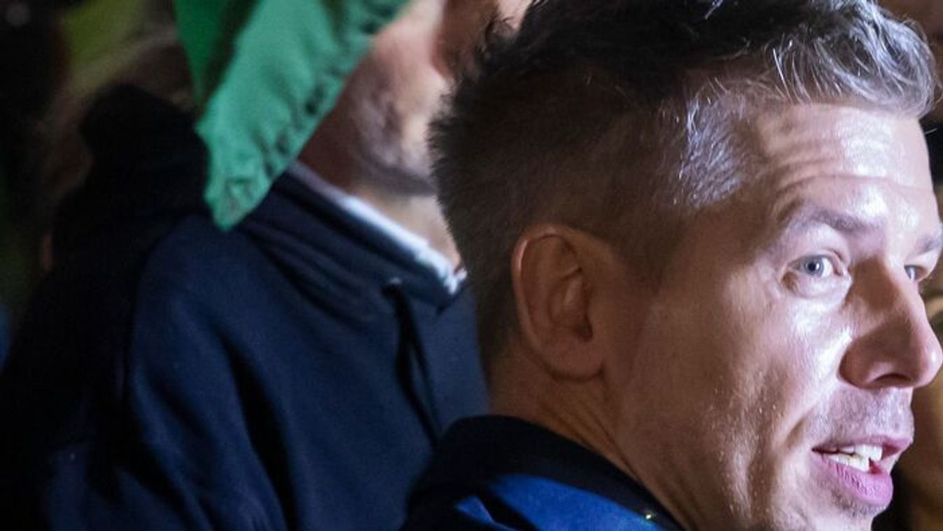 Világszerte kudarcot vallott társaságiadó-emelés, amit a Tisza akar