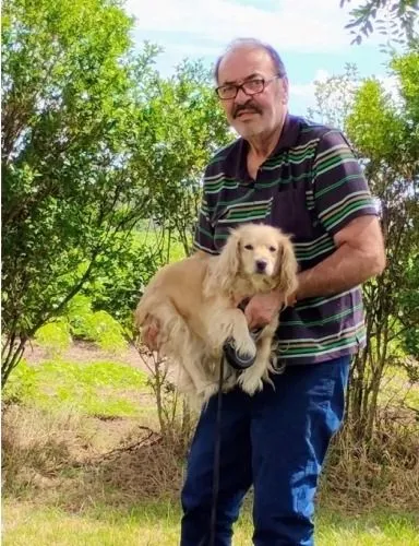 A Mosonmagyaróvárról eltűnt férfi hatéves kiskutyájával, Cindy-vel