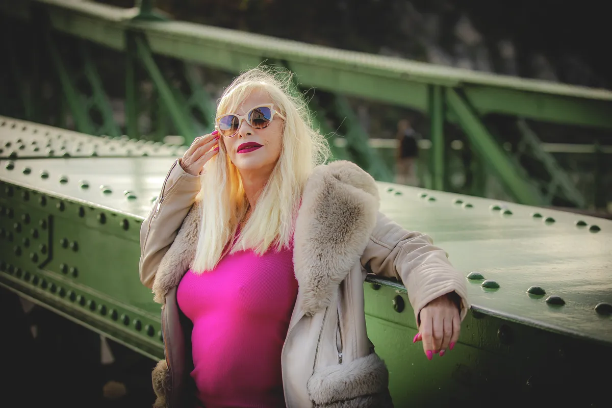 Cicciolina imádja a szilveszteri buli hangulatát