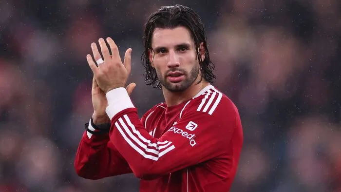 Ámul egész Anglia: Nem akármivel került címlapra Szoboszlai