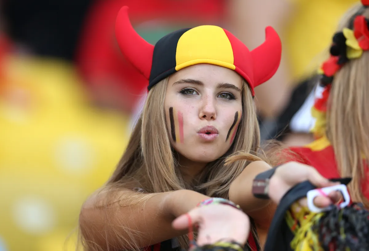 Axelle Despiegelaere szurkol