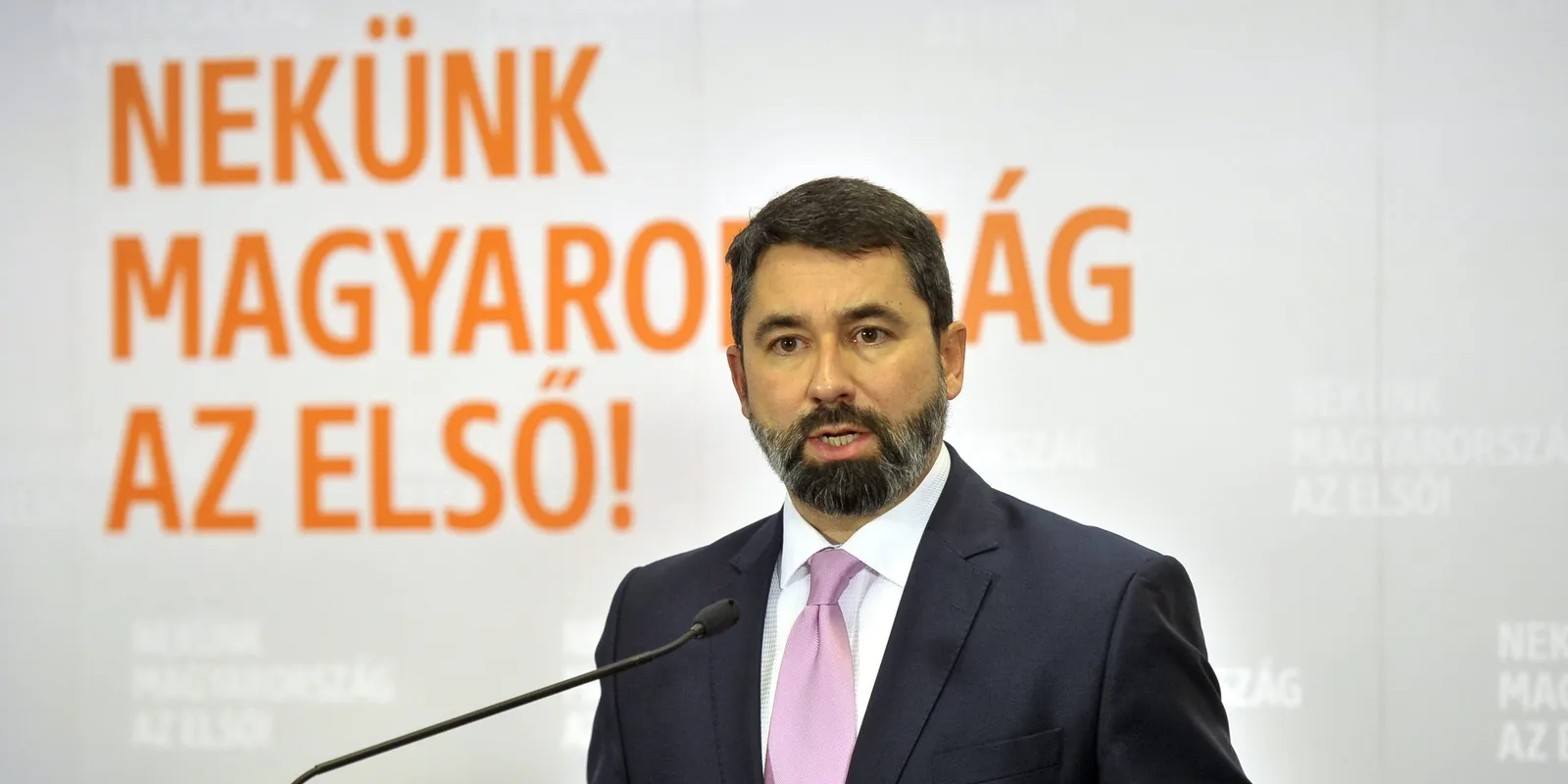 Elég volt az EP Magyarországot lejárató kampányából!