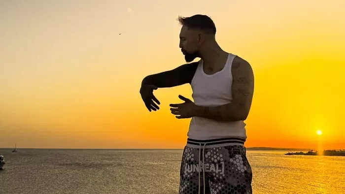 Arcmaszkos posztján nevet a net – BSW Matyi újra tarol