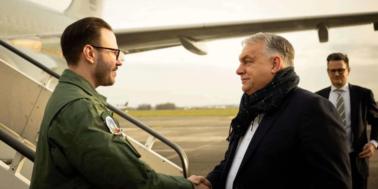 Orbán Viktor: Irány haza. Holnap Szegeden találkozunk!