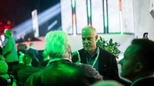 "A háború veszélye sokkal komolyabb, mint azt sokan gondolnák" – Szalay-Bobrovniczky Kristóf a Háborúellenes Gyűlésen