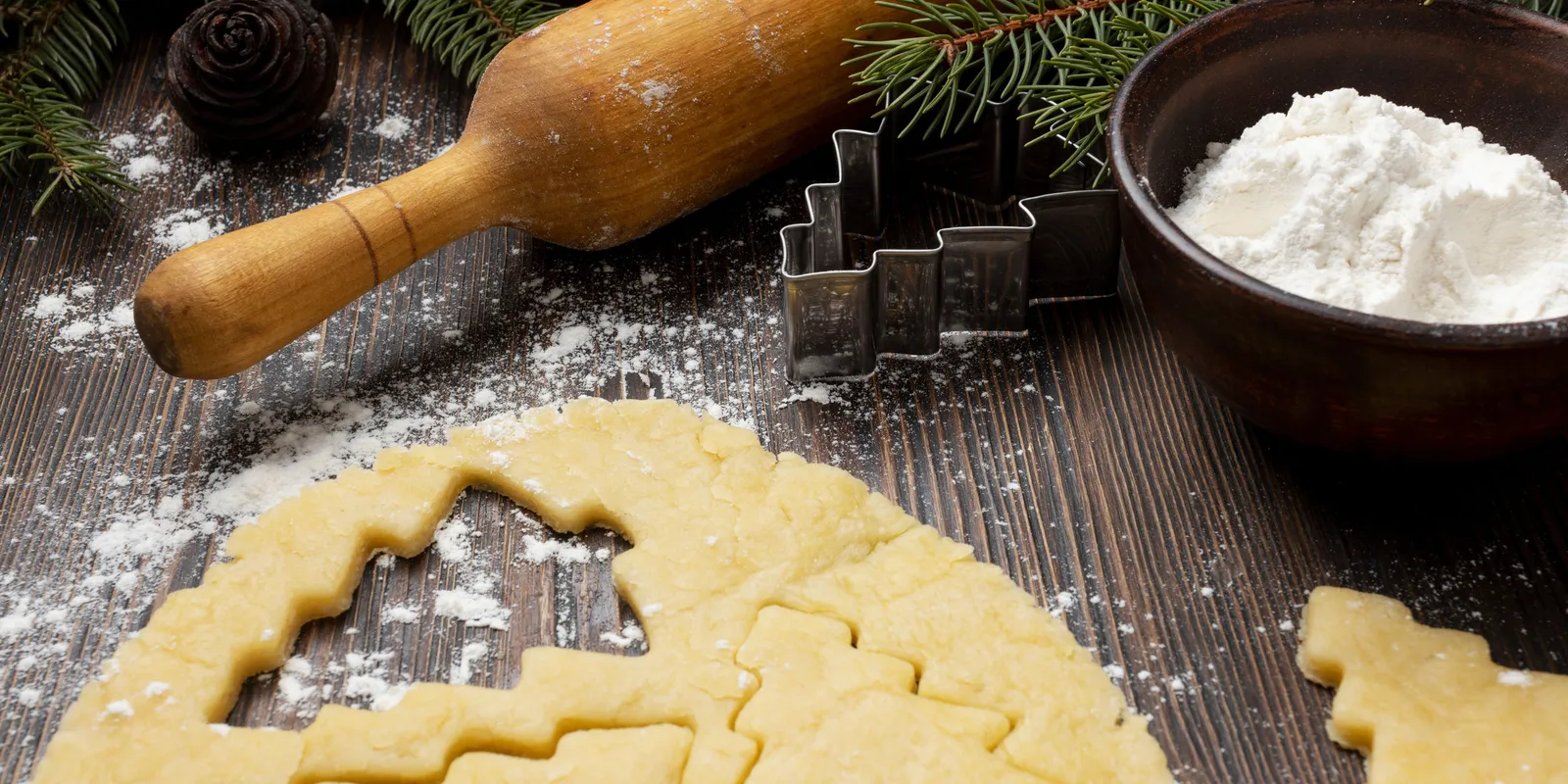 Linzer karácsonyra: egyszerű tészta, négy varázslatos süti