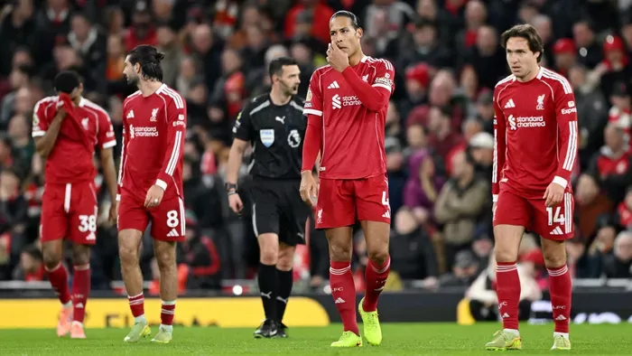 Katasztrófa Liverpoolban, ez fenyegeti a klubot