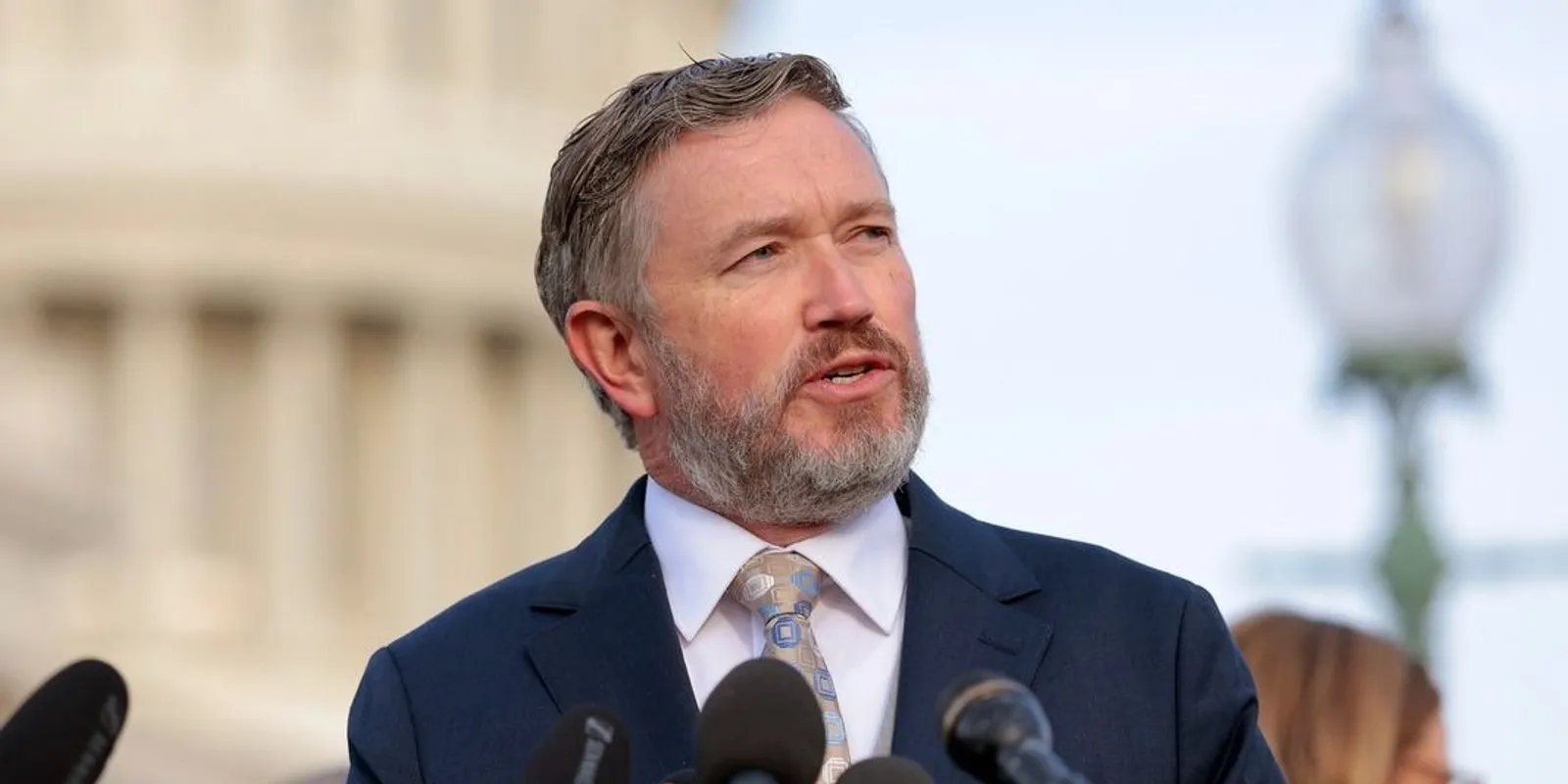 Asztalon a törvényjavaslat: Amerika kiléphet a NATO-ból