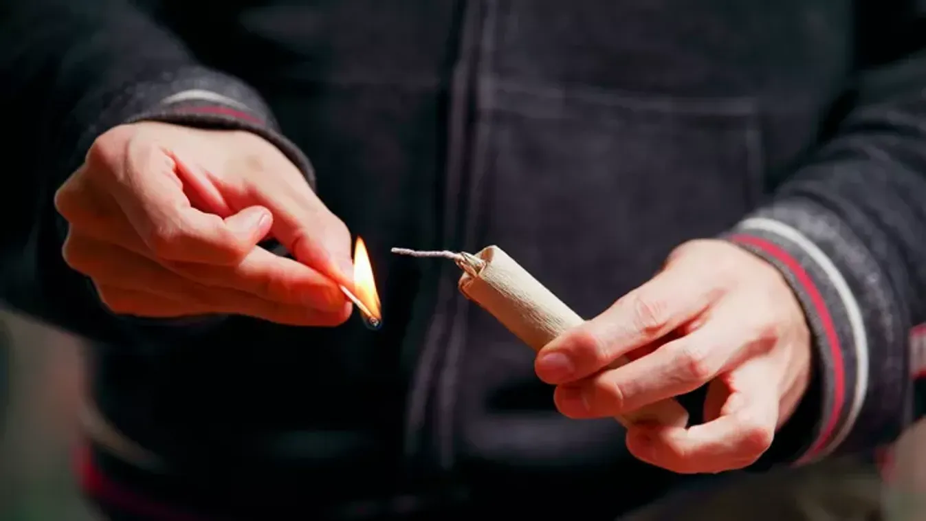 Petárda roncsolta szét egy gyerek kezét karácsonykor