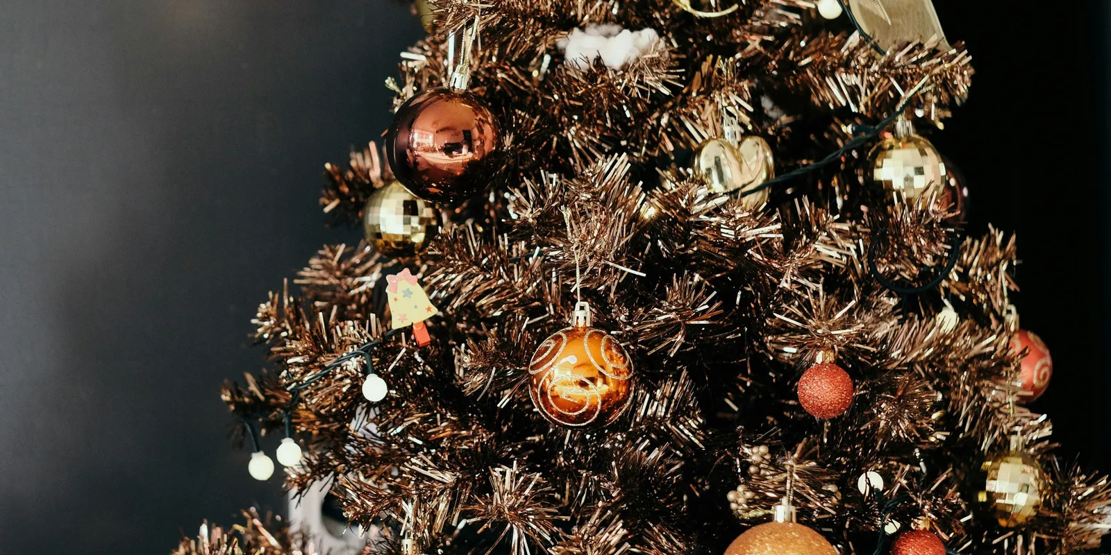 Igazi vagy műfenyőt választasz?