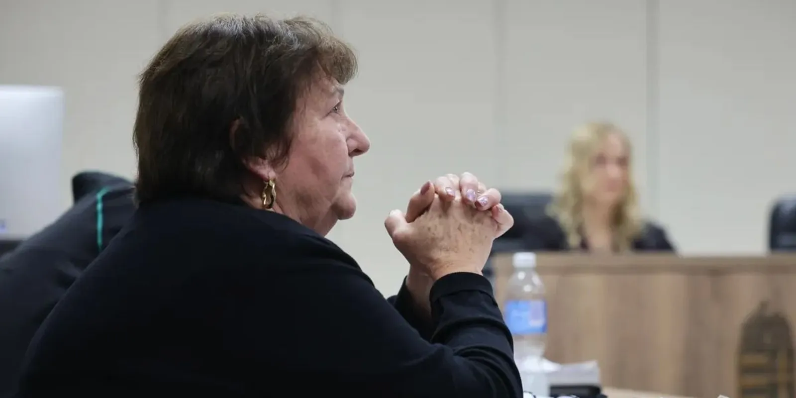 Babicsek Bernát édesanyja sírva tiltakozott a bíróságon