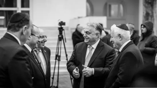 Orbán Viktor: Felújított kórház - kicsit másképp