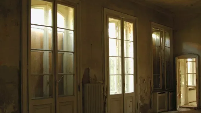 Sötét titkokat rejt a fővárosi kísértetvilla