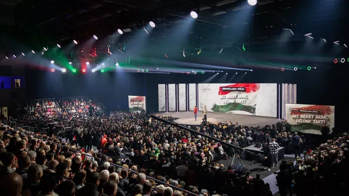 Lehengerlő pillanatok a Háborúellenes Gyűlésen - Galéria