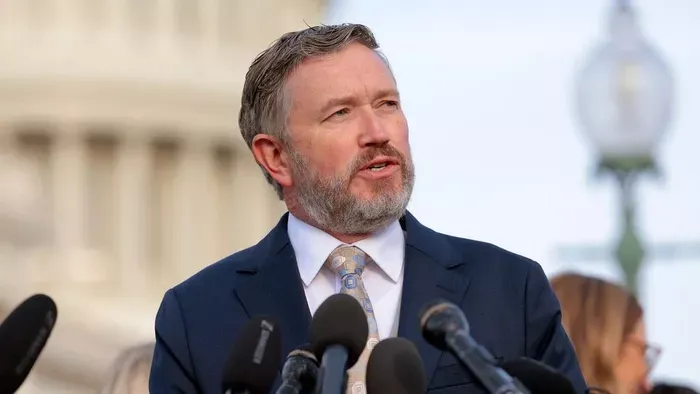 Asztalon a törvényjavaslat: Amerika kiléphet a NATO-ból