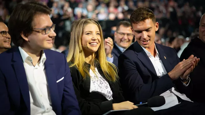 Orbán Viktor firkája trend lett és nagy segítség a rászorulóknak