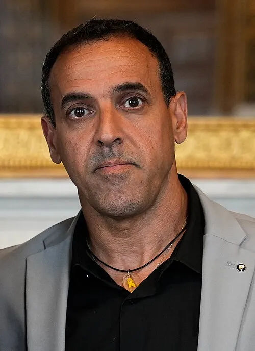 Eli Sharabi