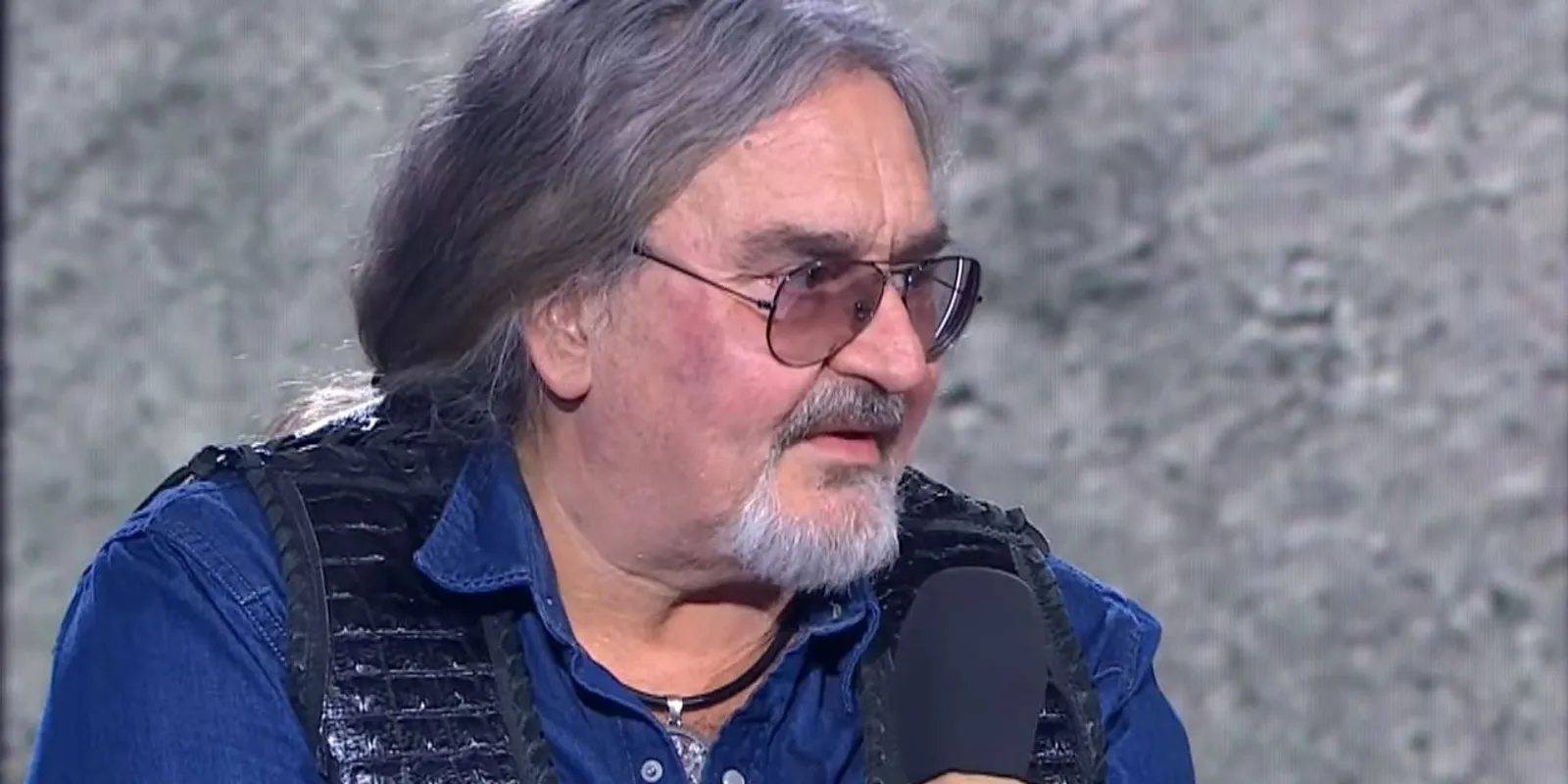 Rudán Joe is színpadra állt a Háborúellenes Gyűlésen