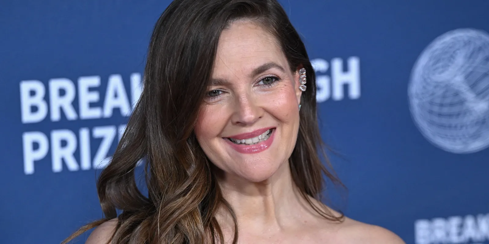 Smink nélkül mutatta meg magát Drew Barrymore