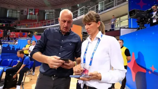 Ivkovicné Béres Tímea a Háborúellenes Gyűlésen: Magyarországon biztonságban élhetünk