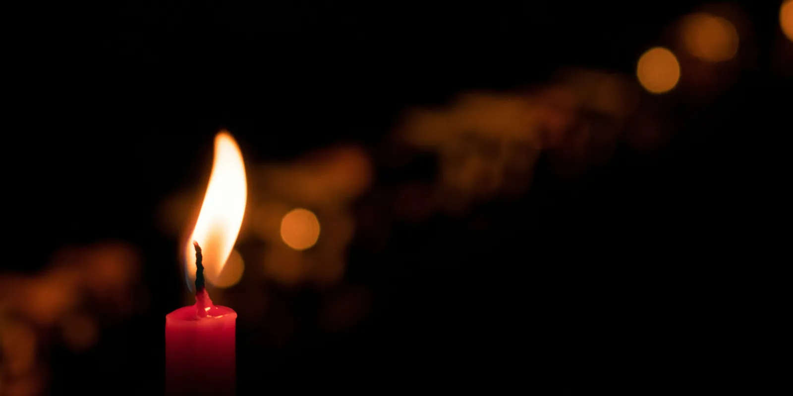 Egy évvel az esküvőjük után vesztette el férjét a híresség