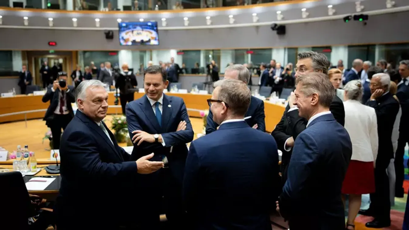 Az EU-csúcsról jelentkezik Orbán Viktor