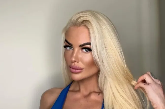 Géczi Bea korábban Mandula Ádám párja volt.