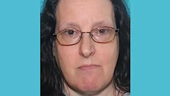 Halálra szúrta saját lányát, pucéran randalírozott a házában, majd hátborzongató kijelentést tett a szörnyeteg anya