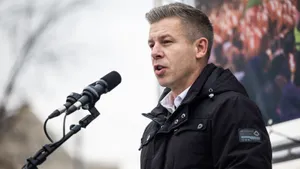 Pár százan lézengtek Magyar Péter rendezvényén