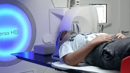 "Anya, nekünk miért nincs jó karácsonyunk?" – a leukémiás kisfiúnak idén nincs karácsonyfája