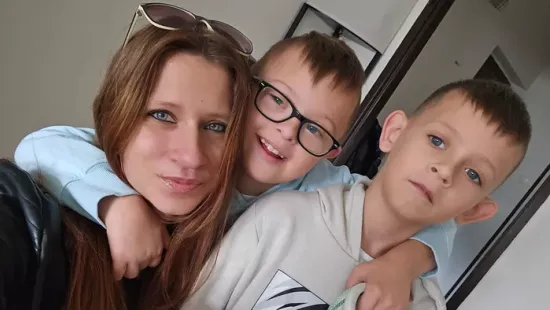 „Egy beteg gyerekről gondoskodni kell” - nekiestek a Down-szindrómás fiát nevelő Valériának