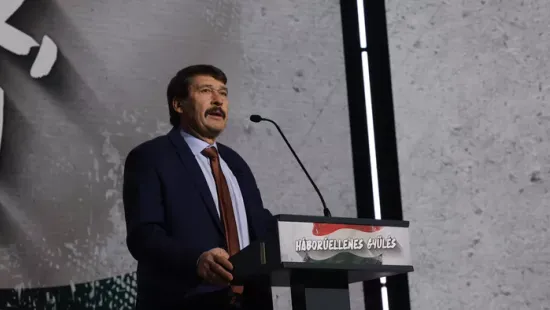 Hogy hol a pénz? Például az ország sokszorosára növekedett aranytartalékában!