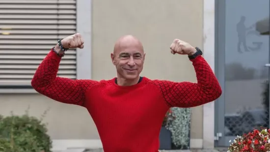 Rippel Ferenc a testébe ültetett chippel fiatalodik: "Viselek egy bizonyos bio hacking kütyüt"