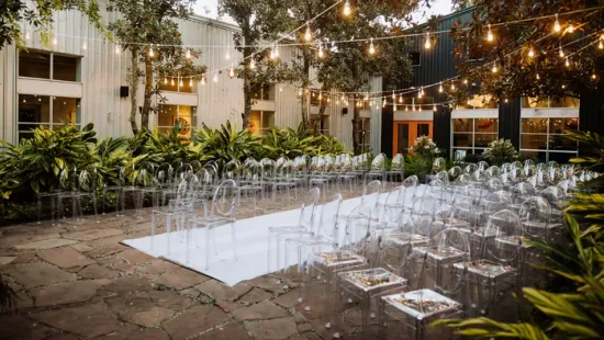 Esküvői rémálom! A vendégekre borult az egész épület