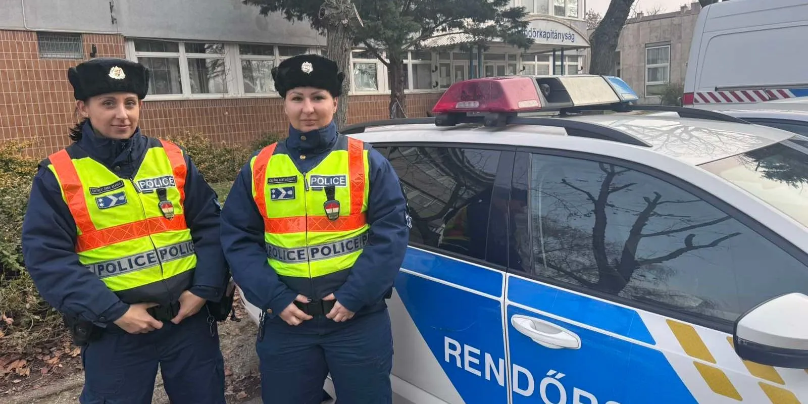 Hős rendőrök mentettek életet Gyöngyösön