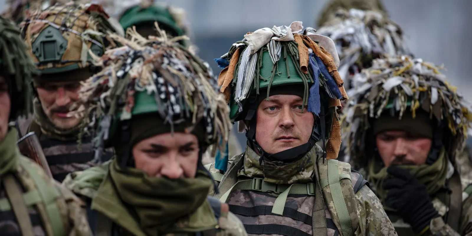 A fegyverek és a pénz után embereket küldenének Ukrajnába