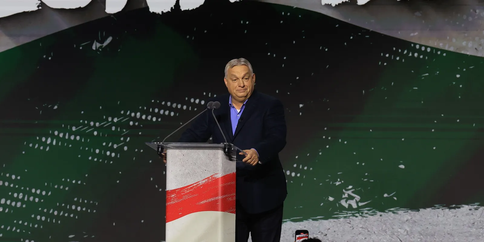 Orbán Viktor: A nyugat-európai vezetők háborút akarnak