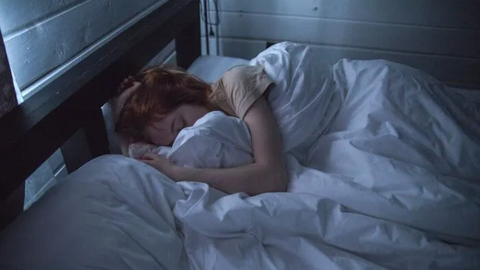 Mennyi alvásra van valójában szükségünk? - Szakértő válaszol