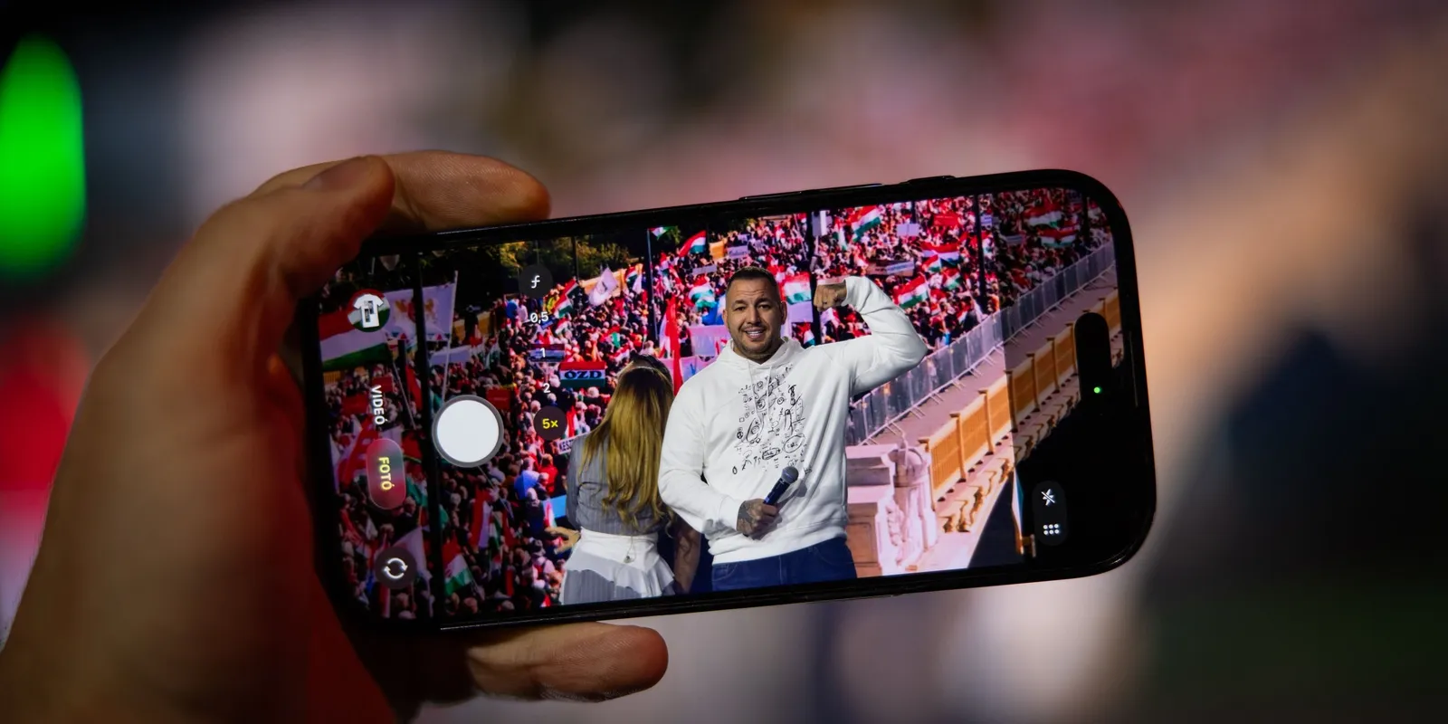 Újabb teltház! - Háborúellenes Gyűlés Kecskeméten