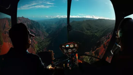 Focipályán próbáltak kényszerleszállást végrehajtani, sokan meghaltak a repülőgép-szerencsétlenségben