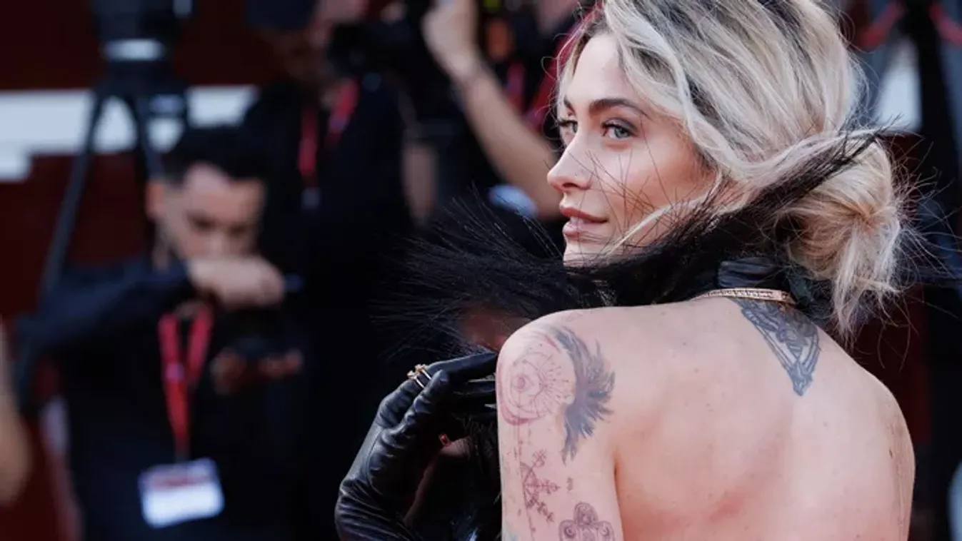 Michael Jackson lányának orrán lyukat ütött a kábítószer