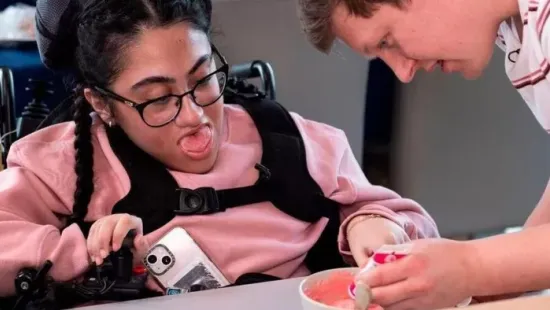 Pár évet jósoltak a súlyosan beteg lánynak - most mégis egy főzőműsorban nyűgözte le a zsűrit