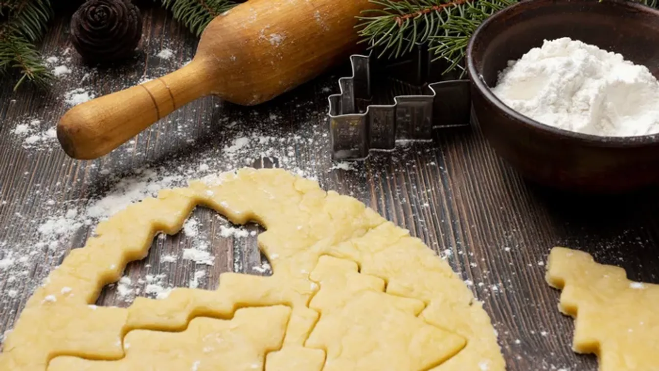 Linzer karácsonyra: egyszerű tészta, négy varázslatos süti