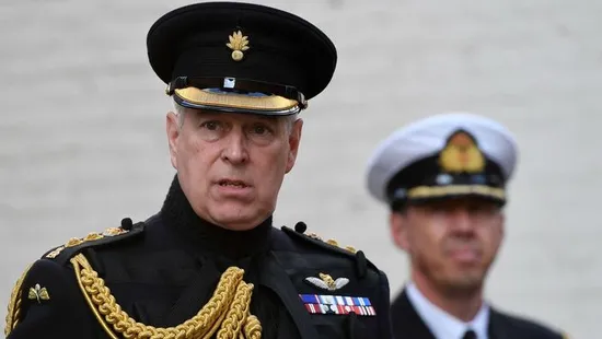 Újabb csapás érte a kegyvesztett András herceget, lánya semmibe veszi őt