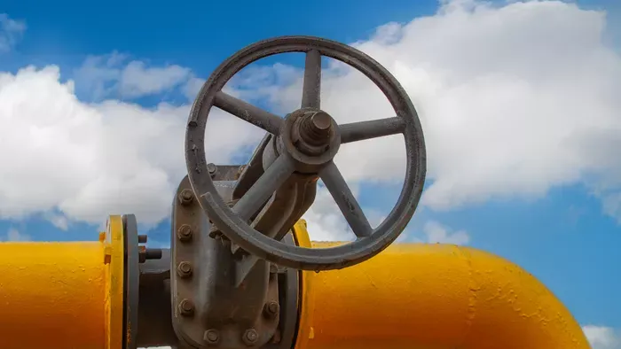 Brüsszel kinyírná a magyar rezsicsökkentést