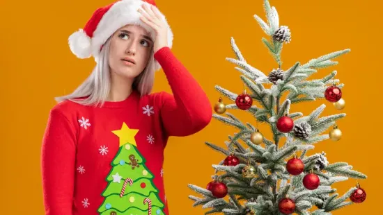 Hullik a fenyő tűlevele? Mutatjuk, hogyan mentsd meg, hogy sokáig szép maradjon